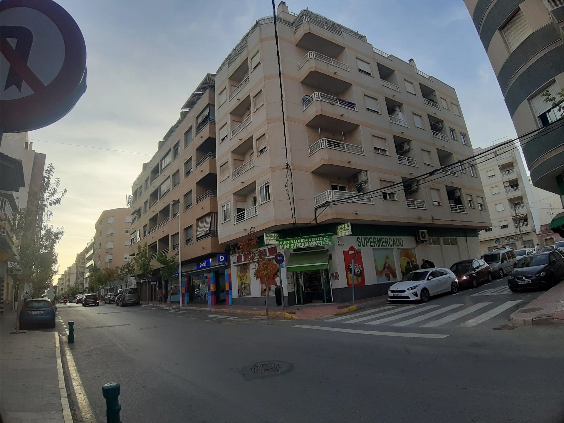 Edificio de Mar 16 en la calle Maldonado